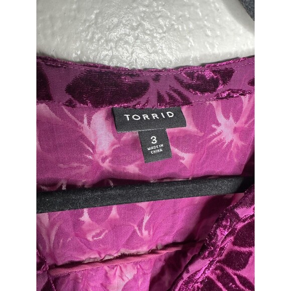 Torrid Blouse Womens 3X Purple Velvet Burnout Floral Long Sleeve Bohemian Top - Picture 3 of 6
